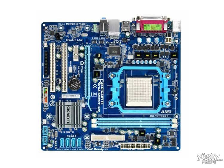 技嘉ga-m68mt-s2p (rev. 1.0) 整体外观 第1张(共2张)