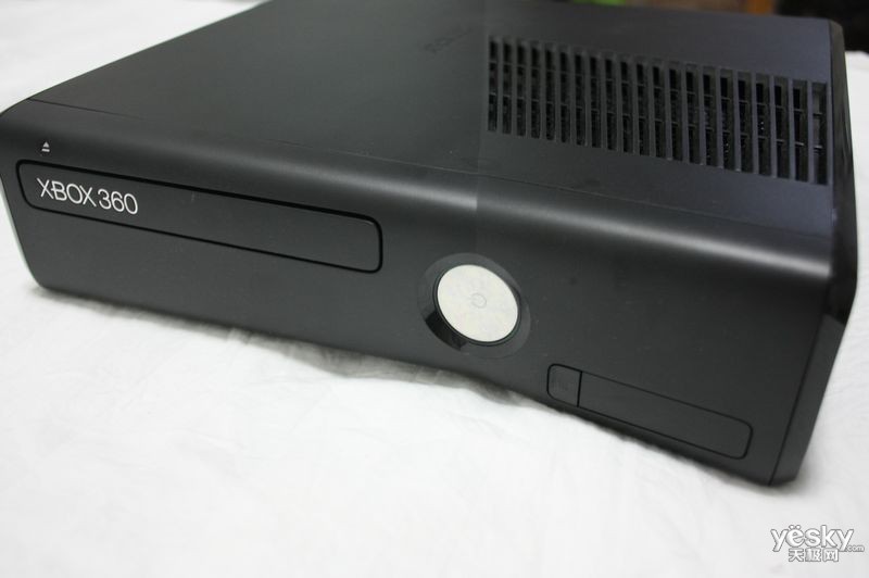 ΢��Xbox360 slimKinect��װ(4GB)