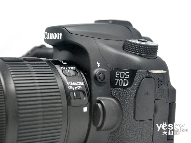 ����70D�׻�(18-135mm STM)