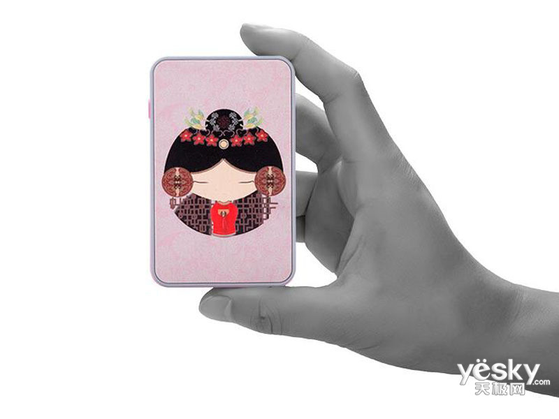�ʺ����10000mAh�й������ƶ���Դ
