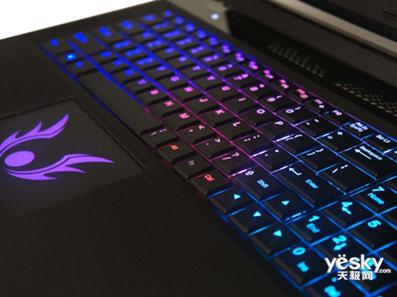 炫龙x8 plus(指挥官)