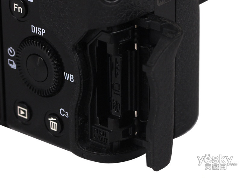 ����ILCE-7�׻�(24-70mm��70-200mm)