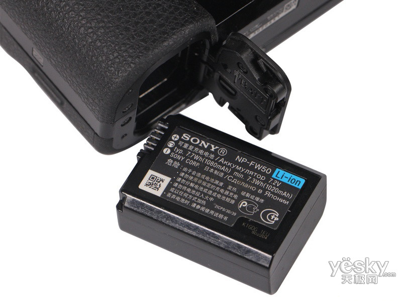 ����ILCE-7�׻�(FE 35mm)