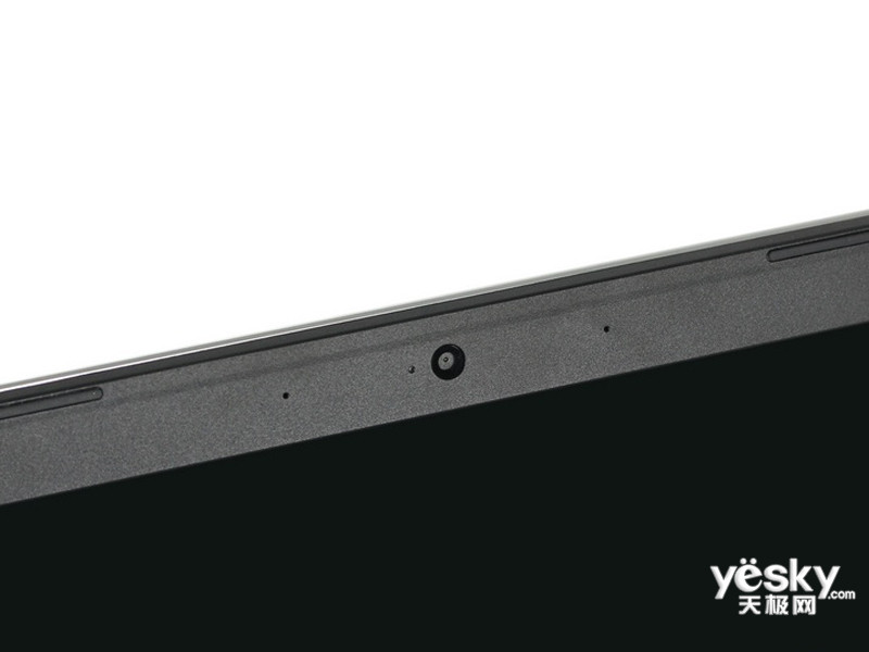 ����Inspiron ��Խ 15 5000ϵ�г��ʰ� �ǹ���(INS15UD-2528S)