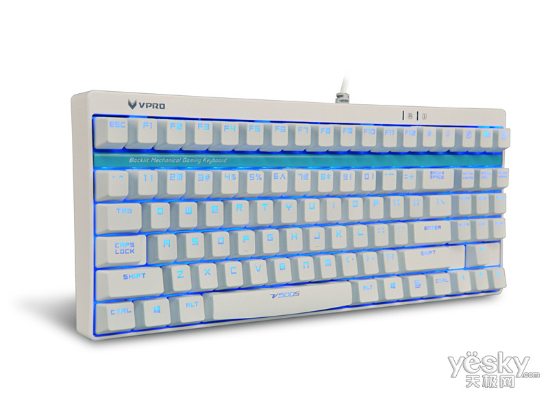 �װ�V500S��Ϸ��е����