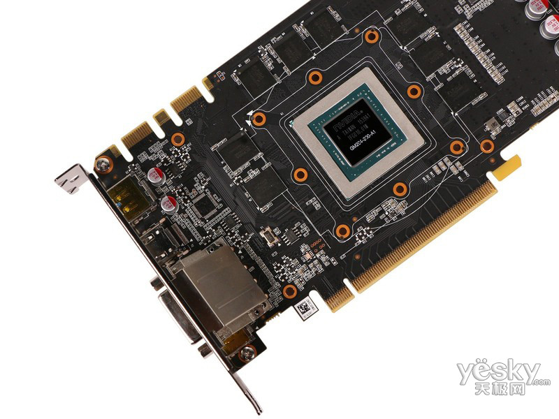 索泰gtx 970 4gd5 至尊 plus