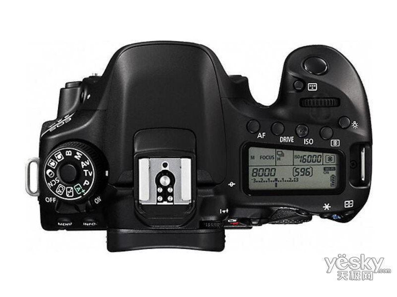 ����80D�׻�(EF-S 18-200mm IS )