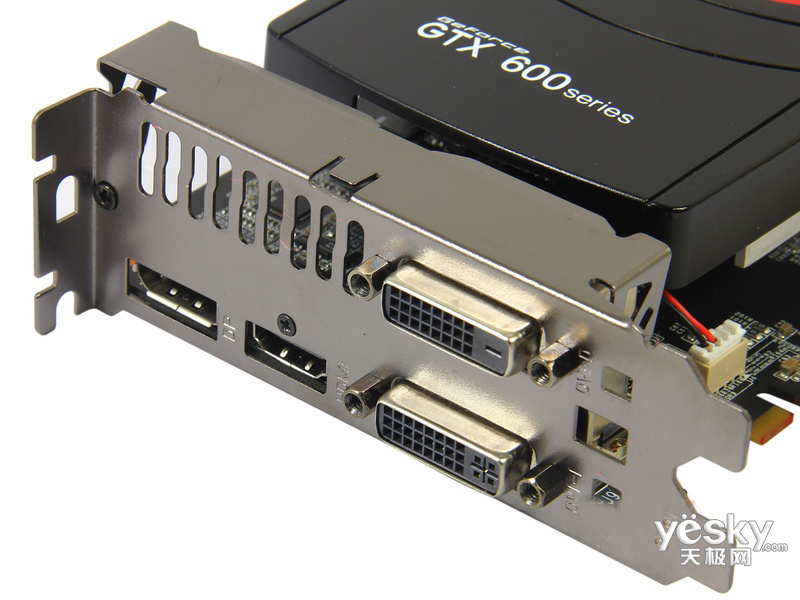 耕升gtx650赵云版2g机身细节第25张共25张