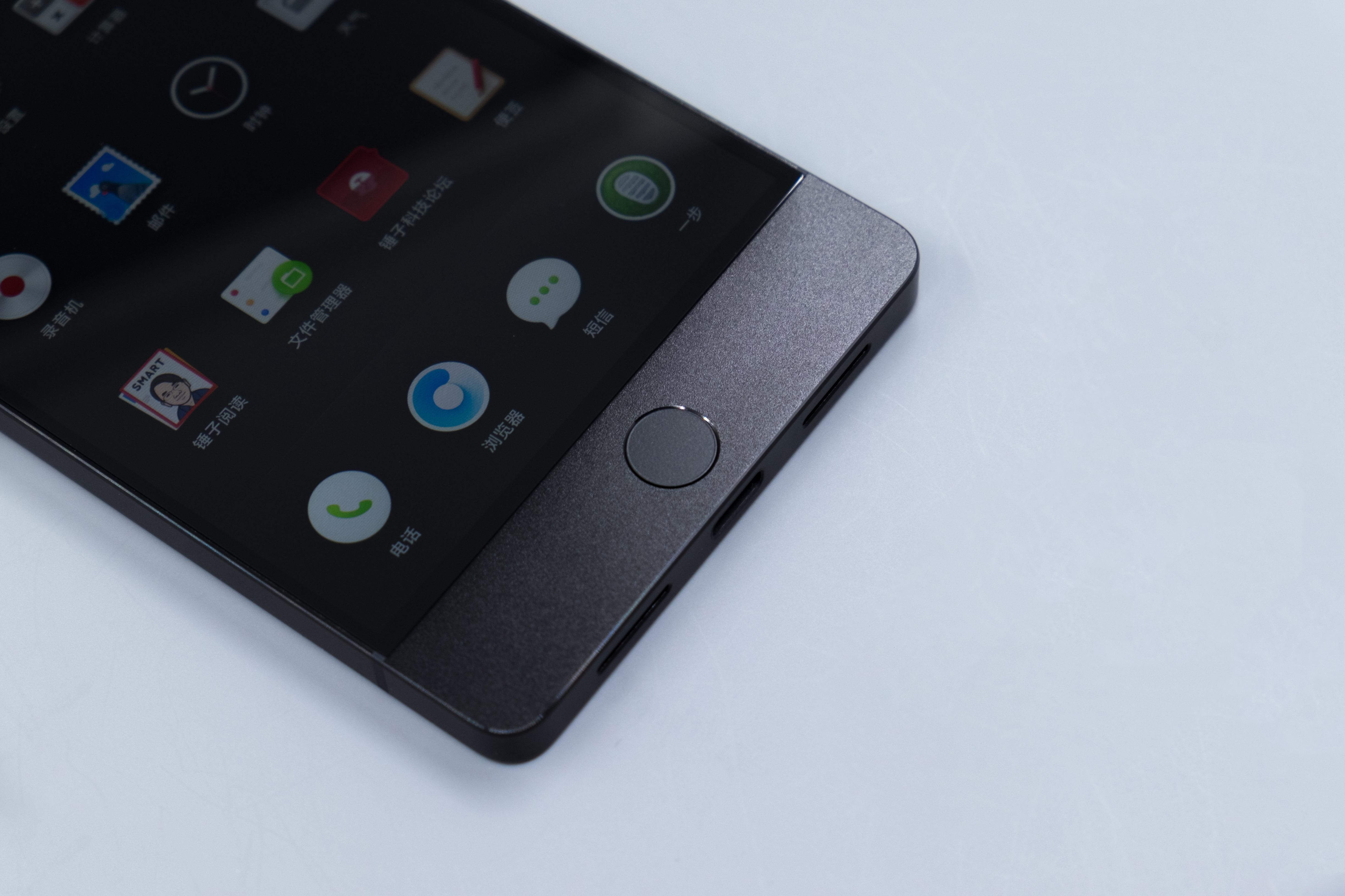 锤子坚果pro(32gb/全网通)(11 / 19)