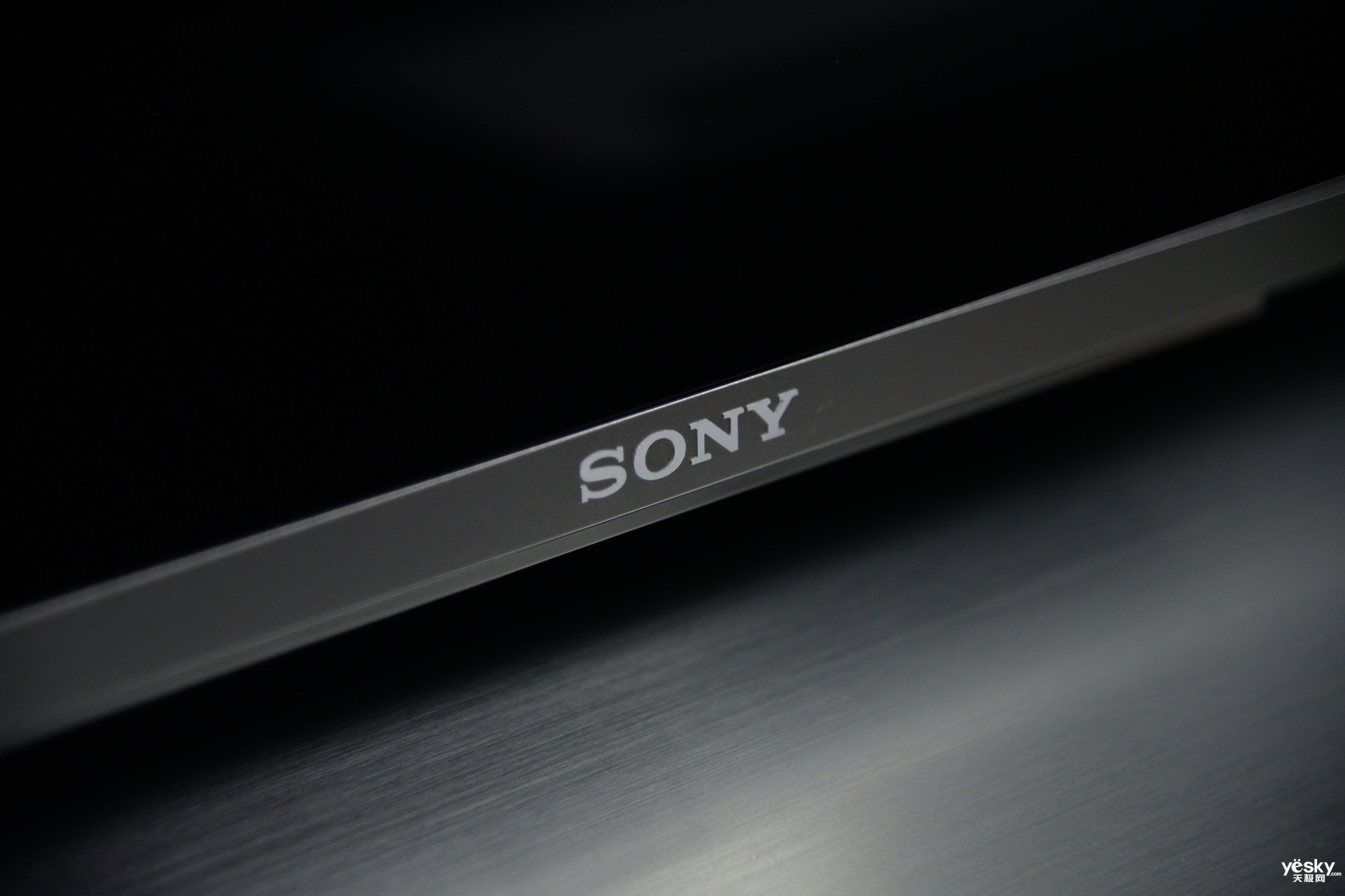 ����KD-75X8500D