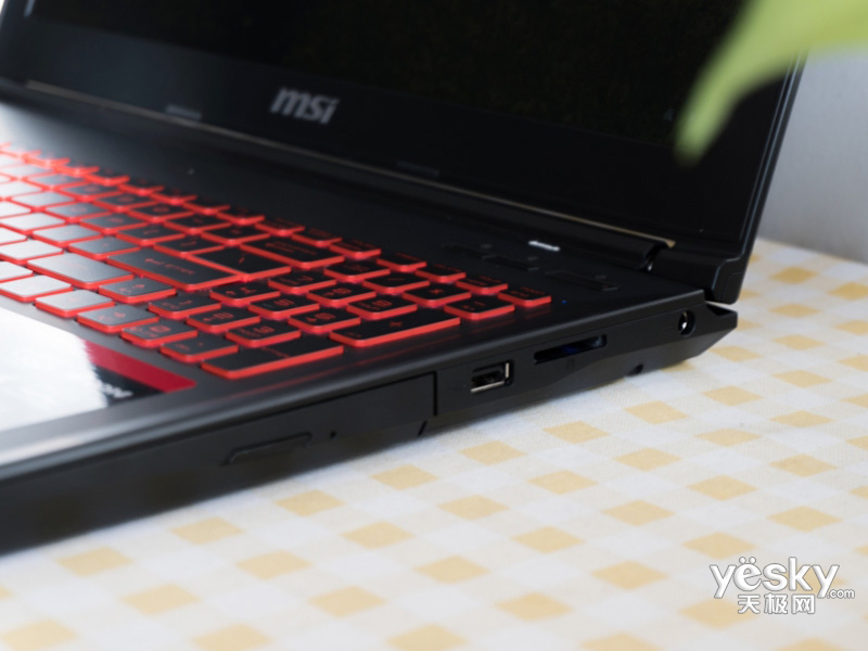 ΢��GL62VR 7RFX-1017CN