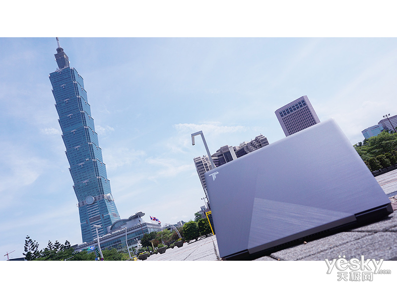 ����911 Air�ǿհ�