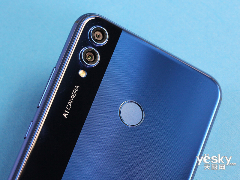 ��ҫ8X(2400��AI/6GB/128GB/ȫ��ͨ)