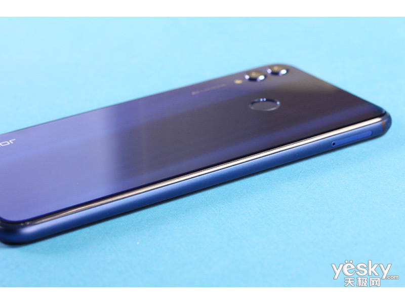 ��ҫ8X(6GB/128GB/ȫ��ͨ)