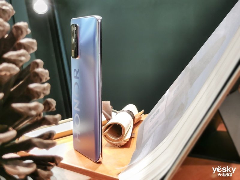 ��ҫ30 Pro(8GB/128GB/5G��)