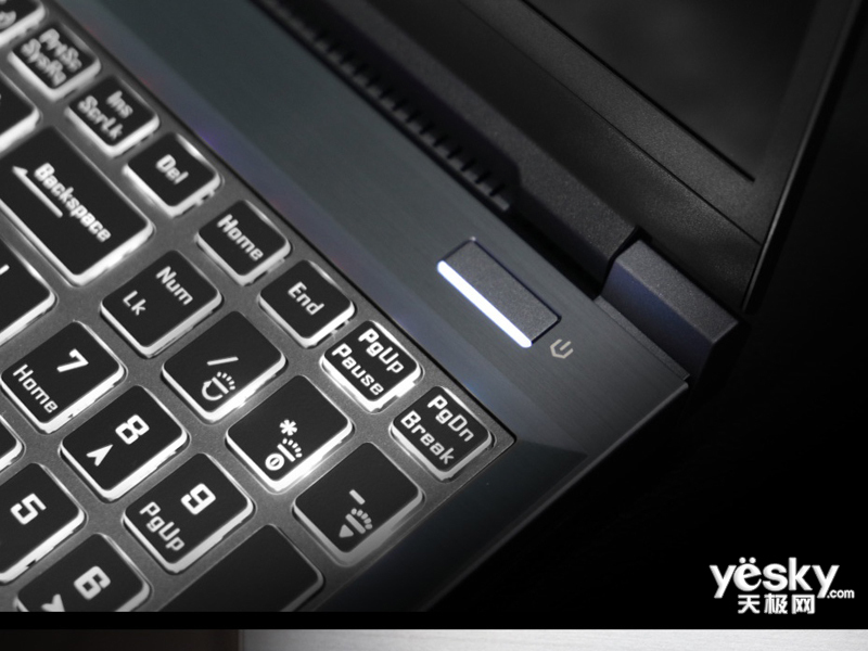 δ������T5X(i7 10870H/16GB/1TB/RTX3070)