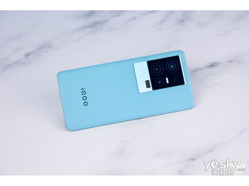 iQOO 11S(16GB/512GB/ȫ��ͨ/5G��)
